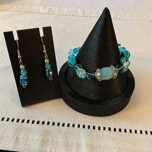 Turquoise and Cobalt Blue Glass Silver Tone Toggle Bracelet